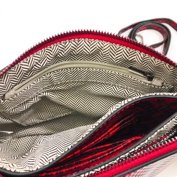 NWT Jen & Co Riley Crossbody Clutch Bag Red & Black 8x5x1.5 inches - Picture 7 of 8